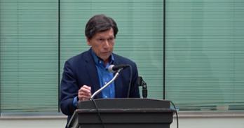 Peter Kunick discussing Oppenheimer.
