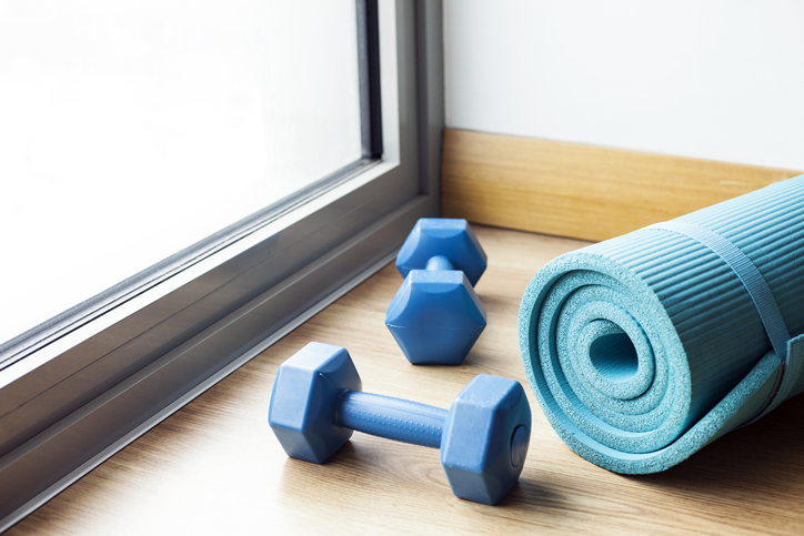 yoga mat and weights