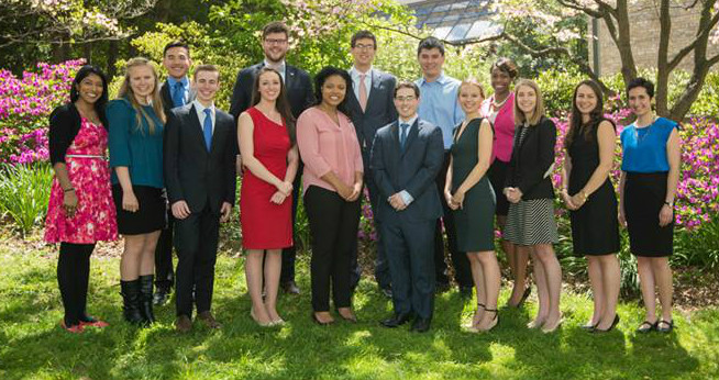 2015 University Student Award Recipients - 15 students posing together outdoors on campus